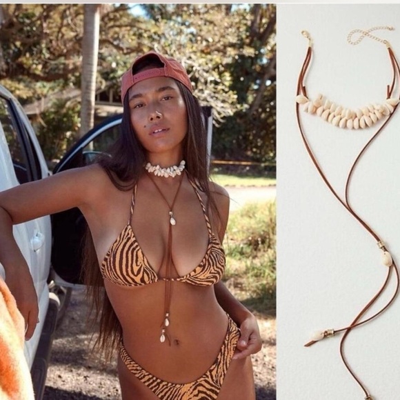 Free People Shell and Leather Bolero Layered Necklace NWT - Picture 1 of 4